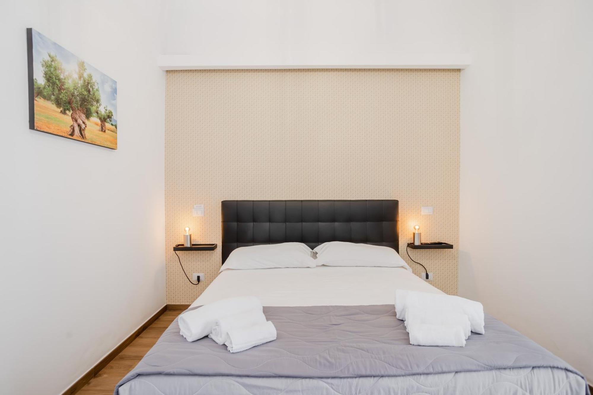 Pietramare Luxury Suites Барі Екстер'єр фото