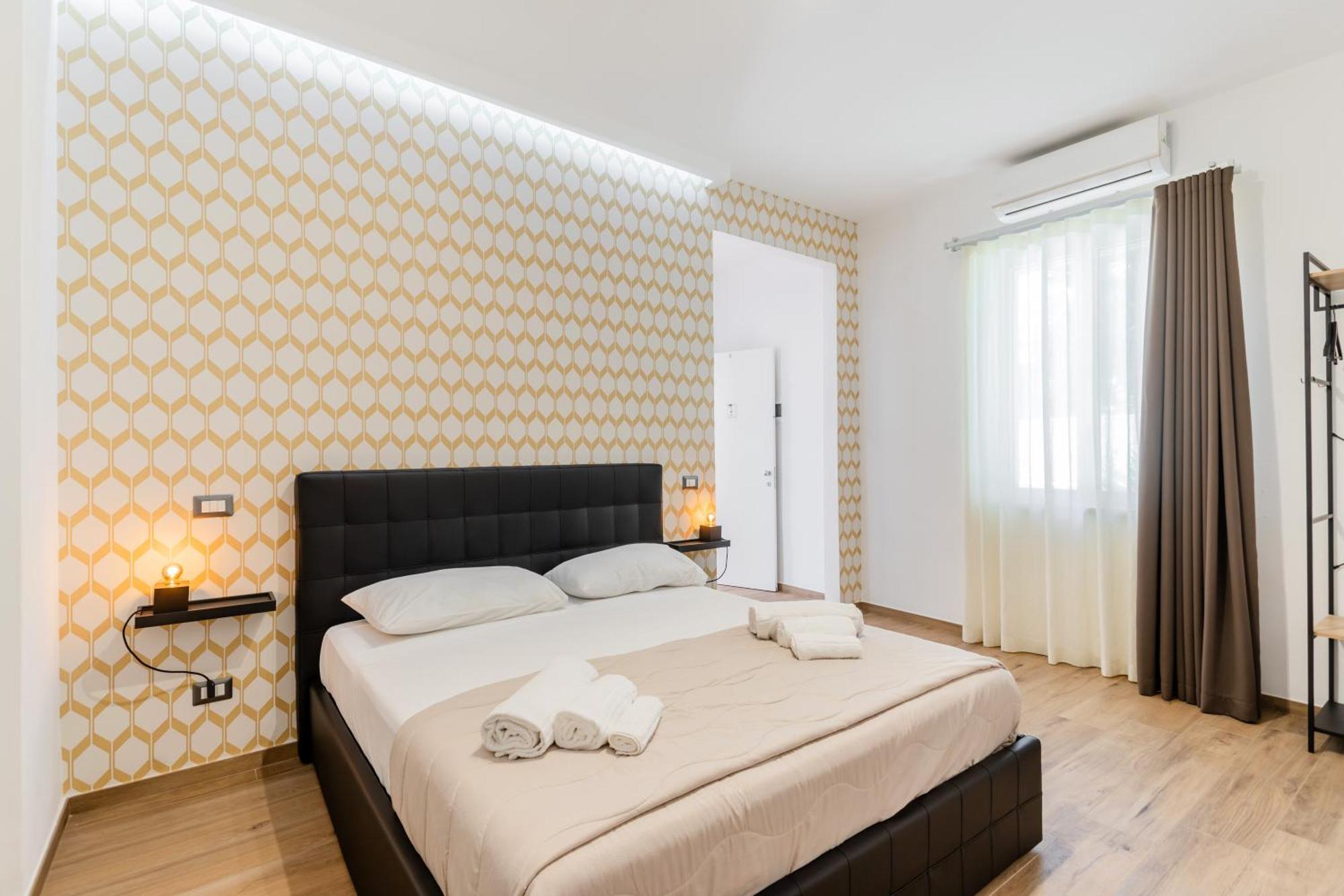 Pietramare Luxury Suites Барі Екстер'єр фото
