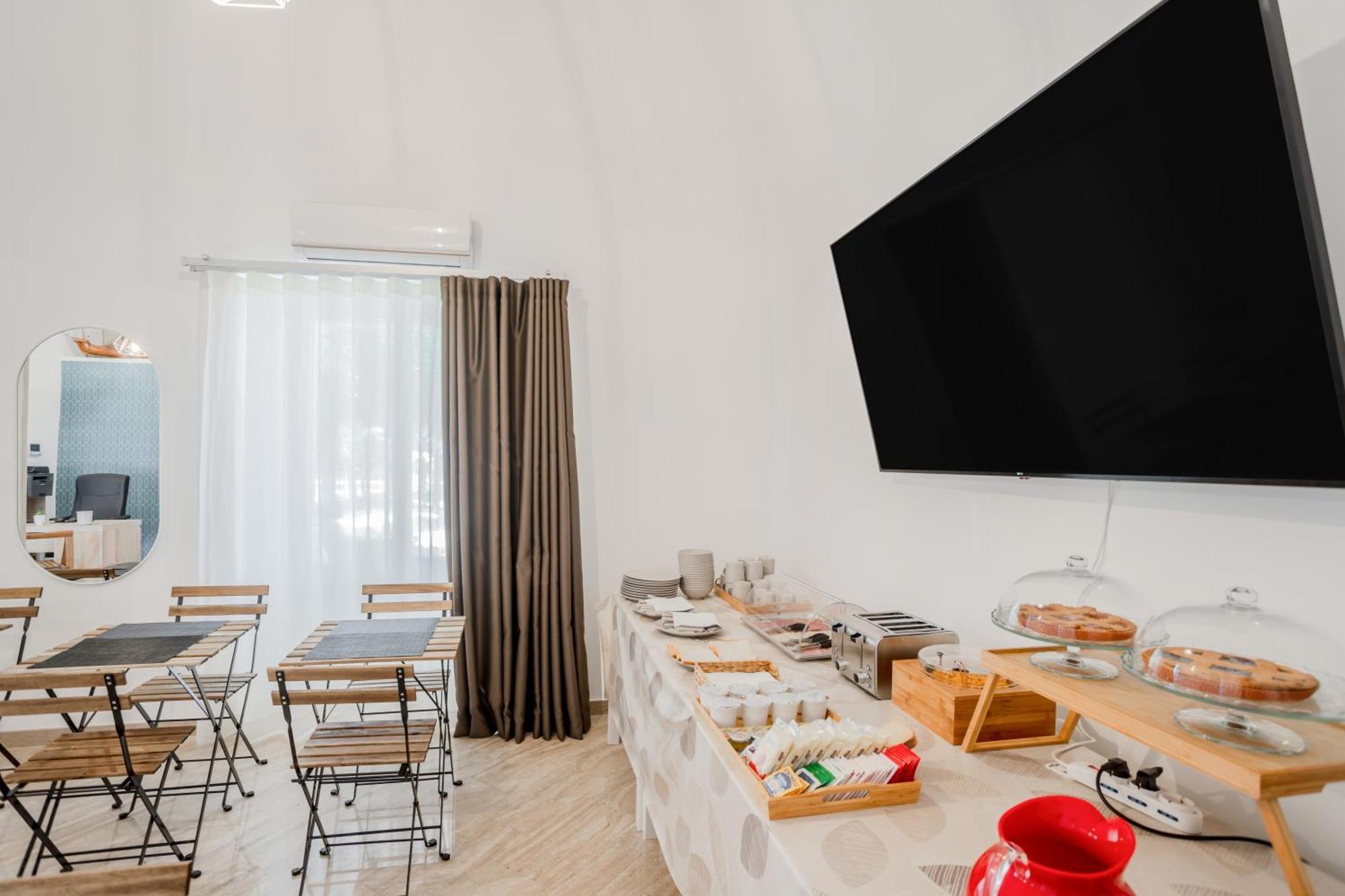 Pietramare Luxury Suites Барі Екстер'єр фото