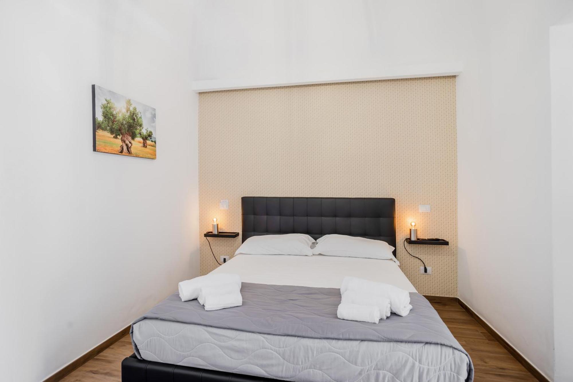 Pietramare Luxury Suites Барі Екстер'єр фото