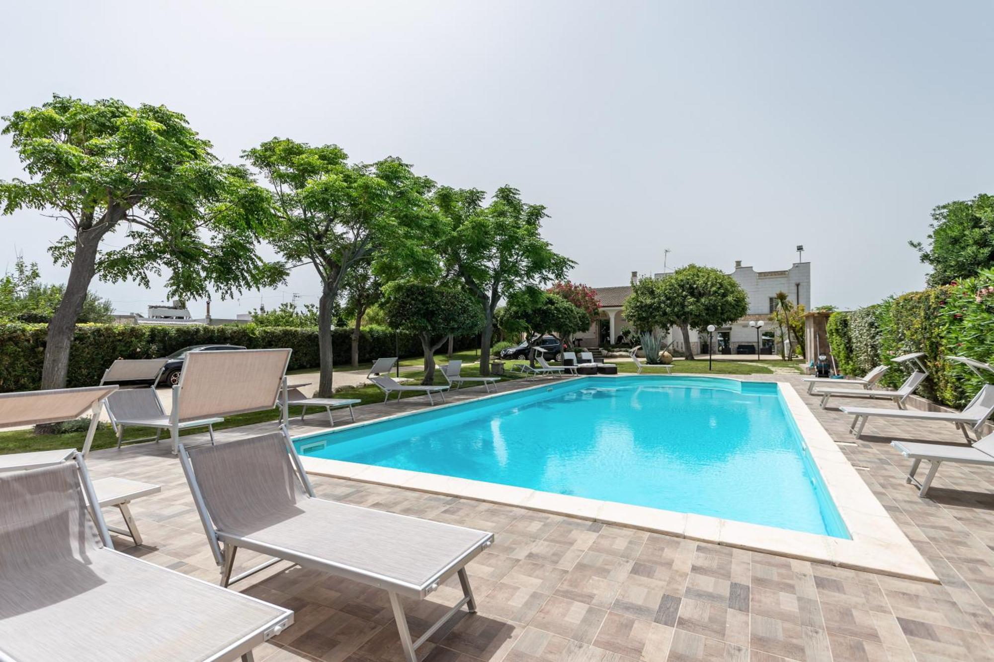 Pietramare Luxury Suites Барі Екстер'єр фото