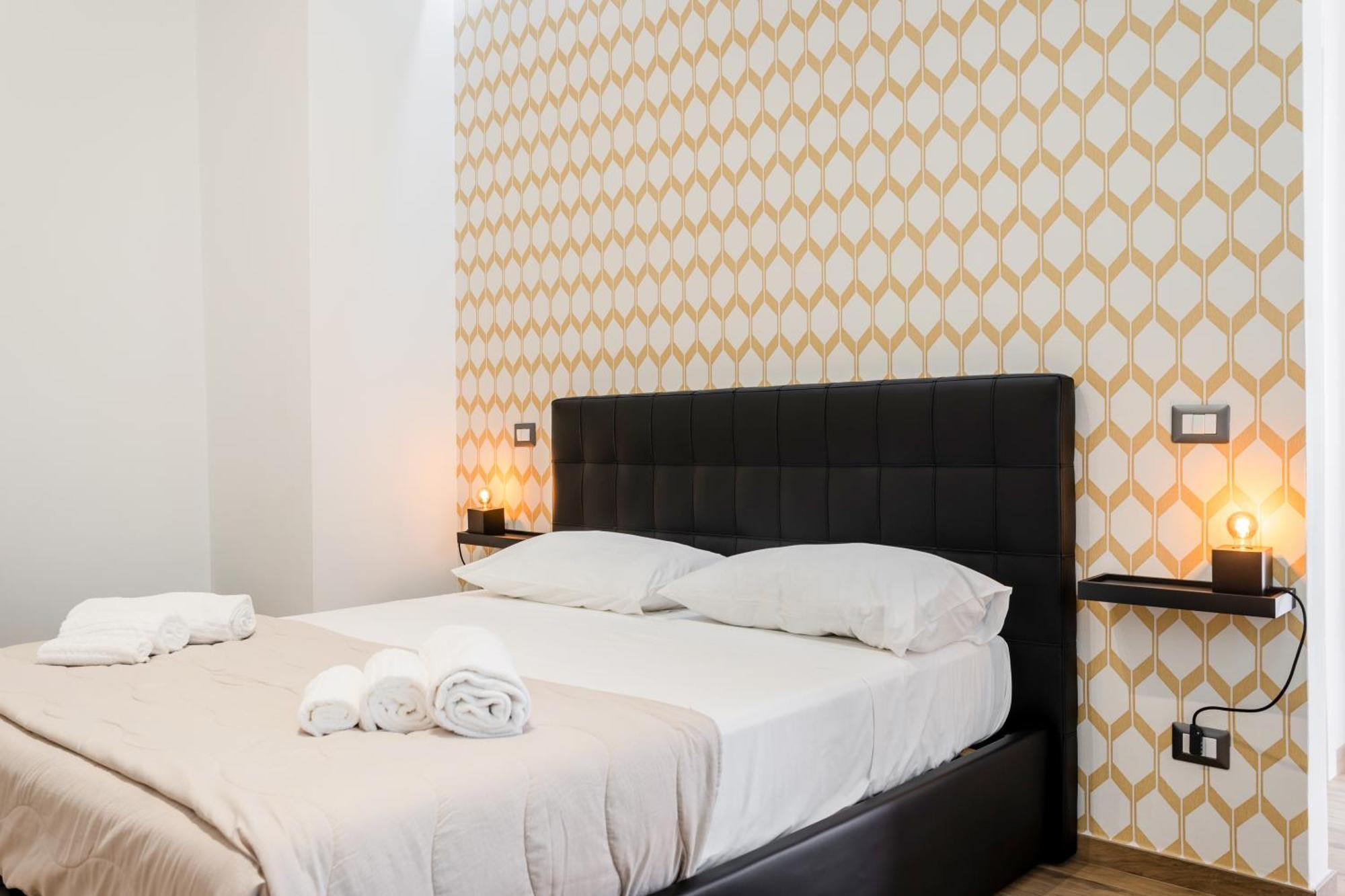 Pietramare Luxury Suites Барі Екстер'єр фото